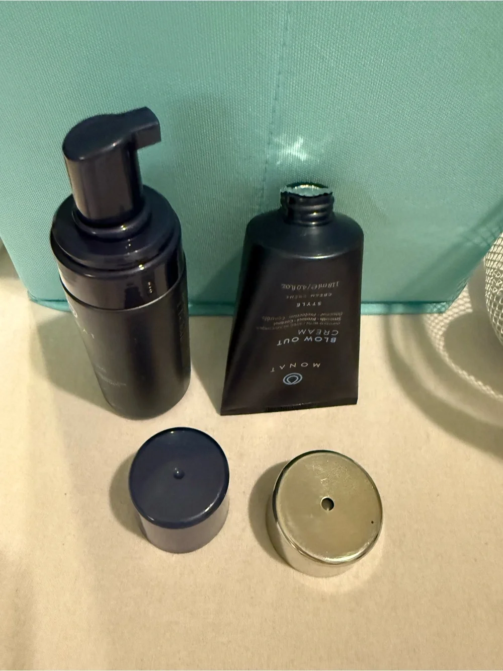 Authentic MONAT Styling Blow Out Cream & Moxie Magnifying Mousse - Black